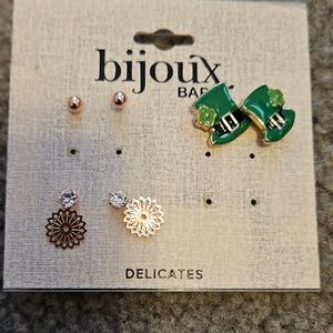 Bijoux Bar Green and Gold Earring Set